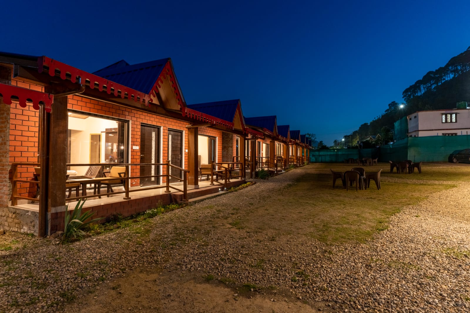 Bimbos || Resort in Kaichidham Nainital